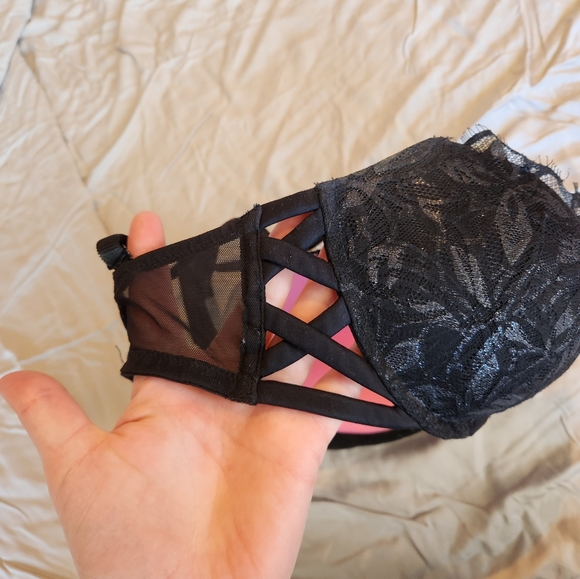 Black Some Lace Up Date Night Push Up Bra - Picture 2 of 4